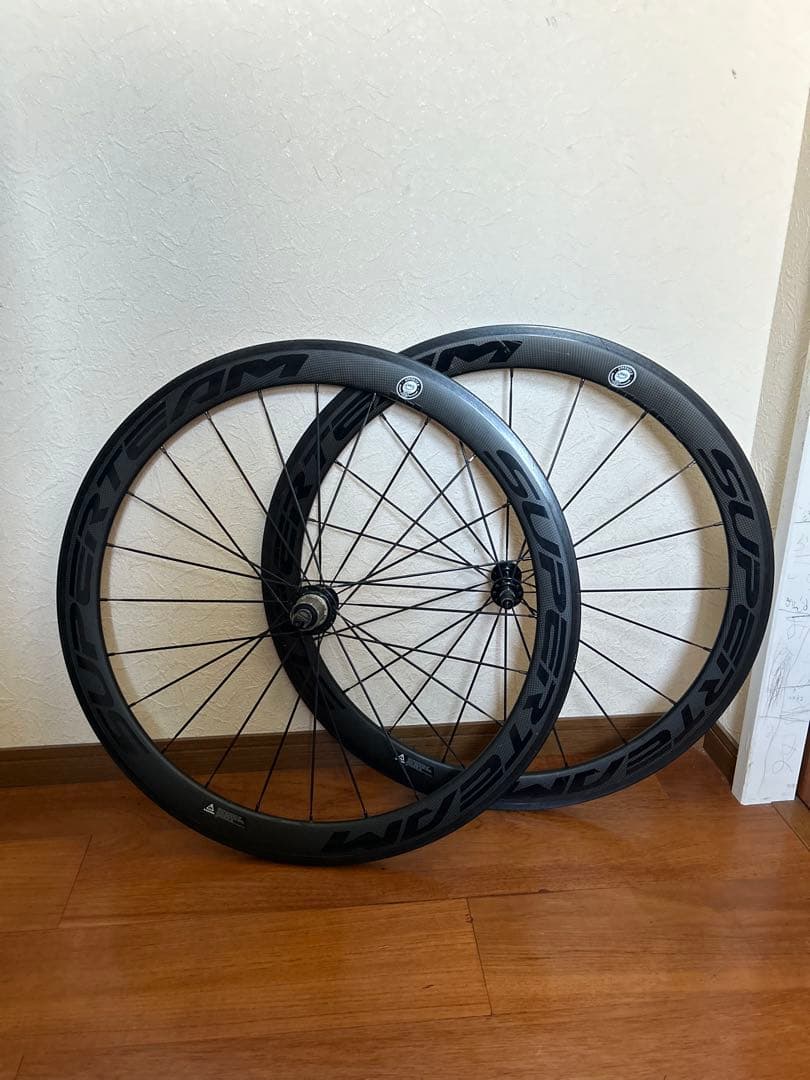 l*g様 スーパーチーム　カーボンホイール　50mmハイト　美品