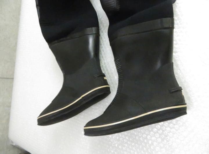 モビーズ　MOBBYS ドライスーツ　レディース