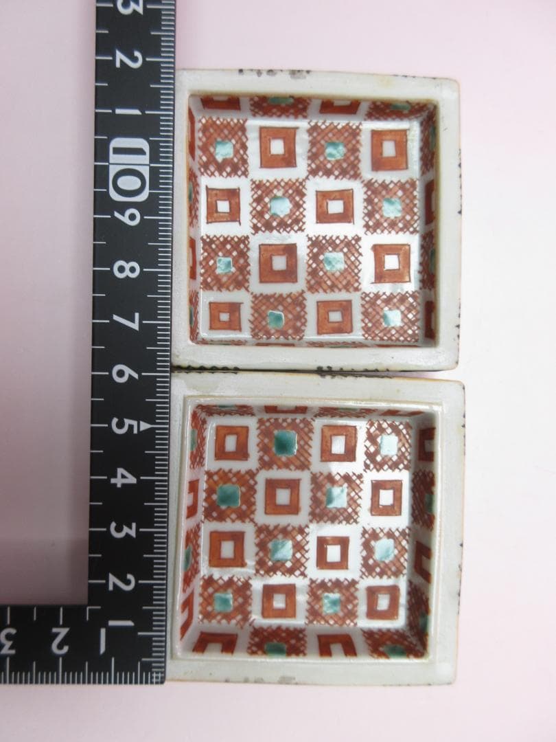 九谷焼 北出不二雄 色絵 千字文 香合 色絵 詩句 香合 E04 71215