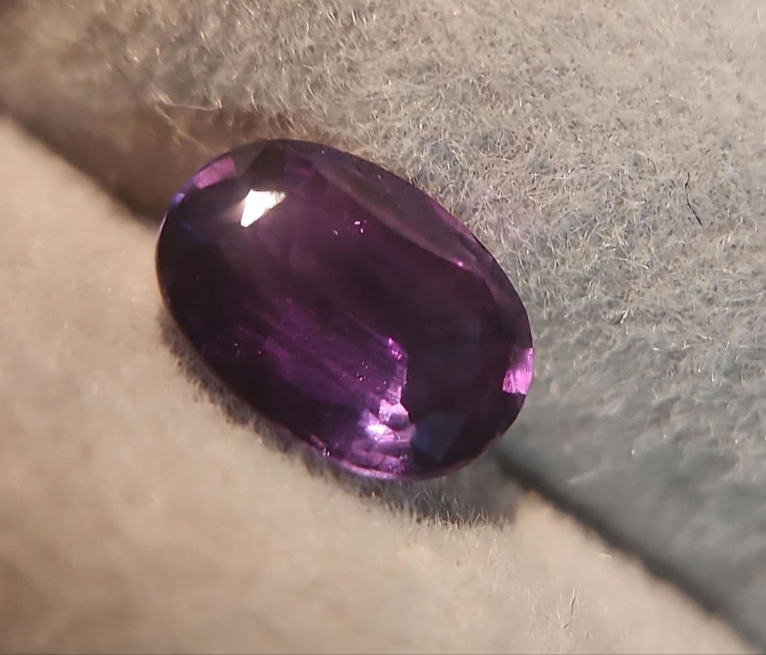 非加熱天然ヴァイオレットサファイア 0.902ct