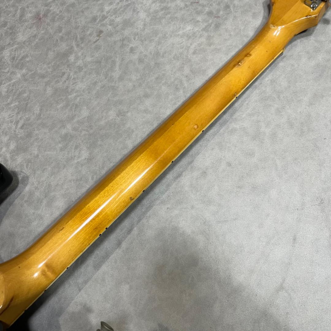 Mosrite Avenger 　モズライト　アベンジャー