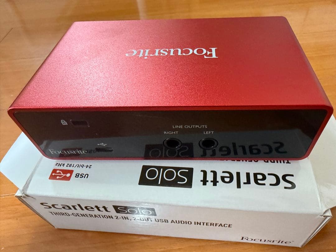 Focusrite Scarlett Solo 第3世代 純正ケース付き