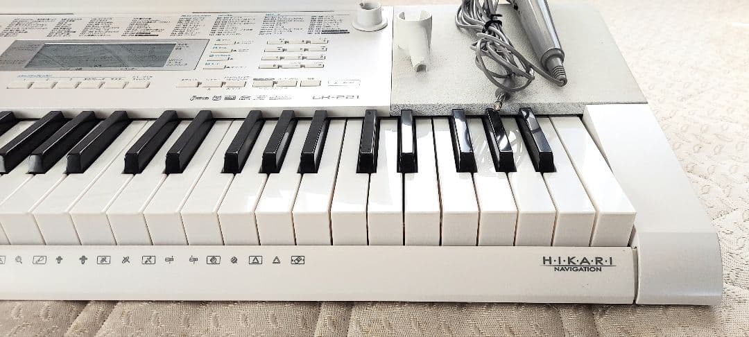 カシオ　光ナビゲーション　キーボード　L K ー221