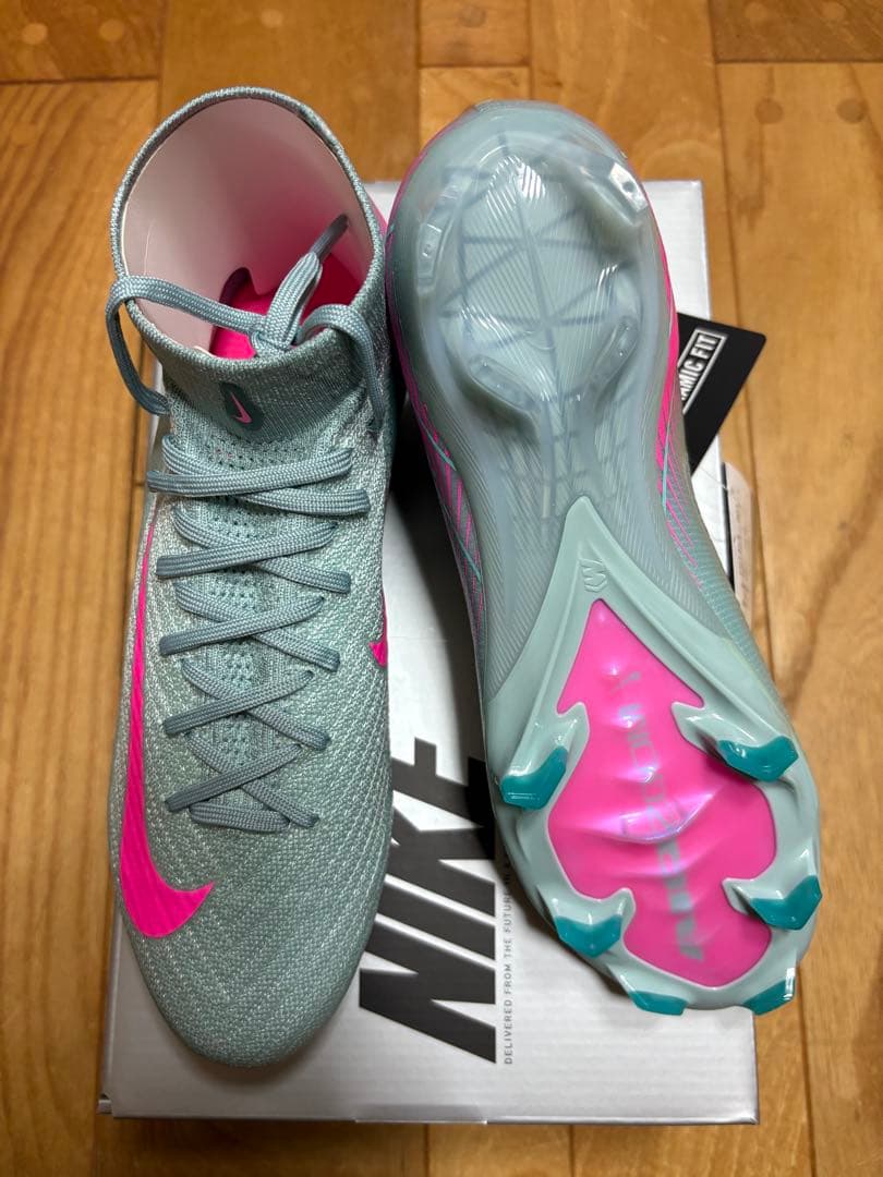 新品　超大特価　ナイキ スーパーフライ 10 エリート FG 25.5cm