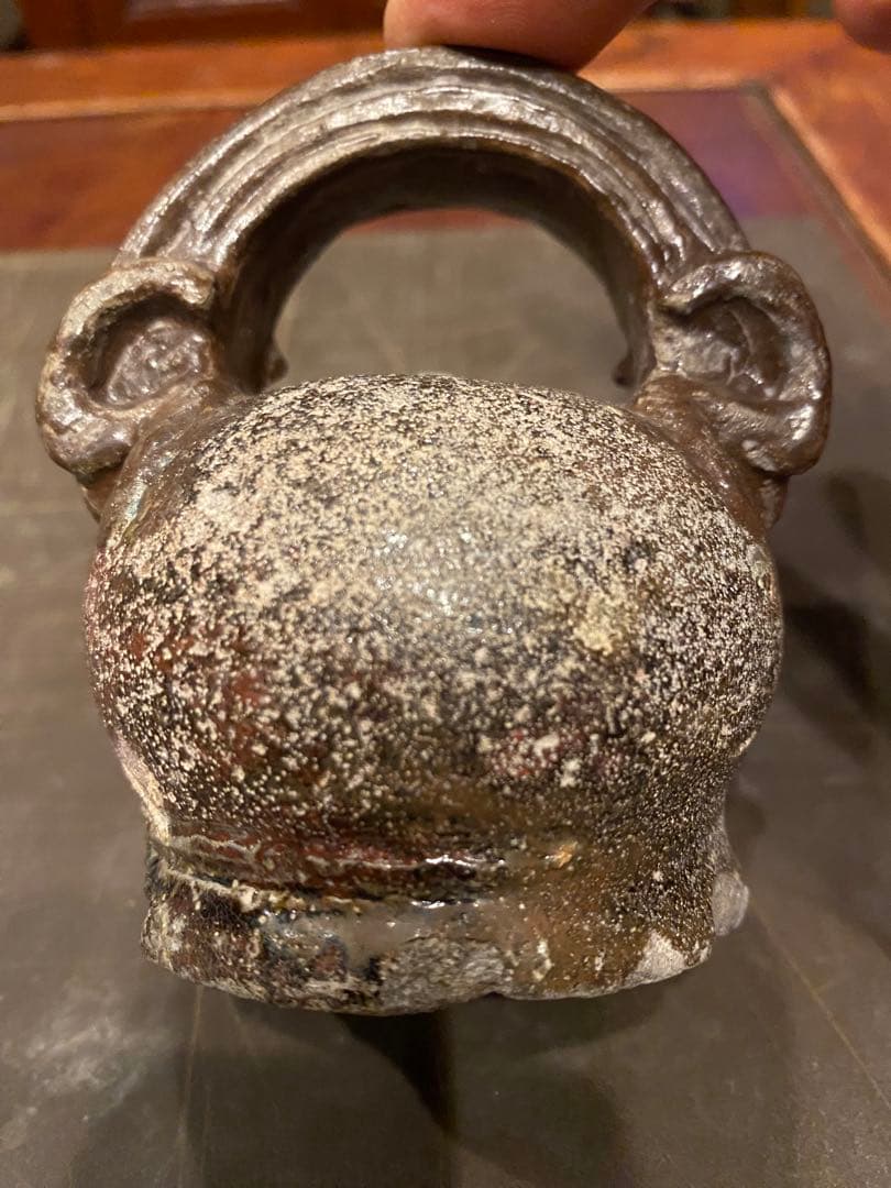 ベトナム　クアンドゥック陶器鑑賞台付　一輪挿し　ヴィンテージ　レア 茶器小物