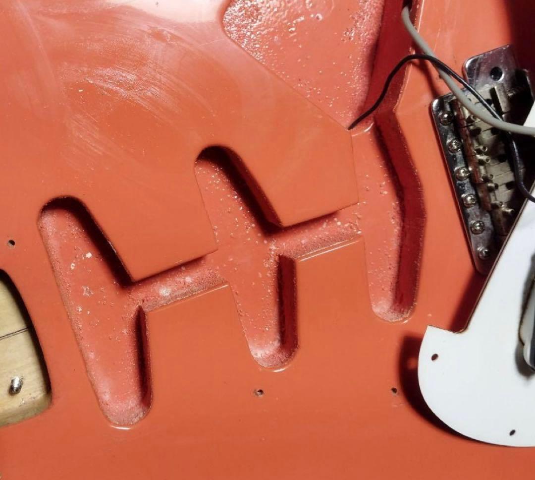 お薦め　オレンジ色のストラトキャスター