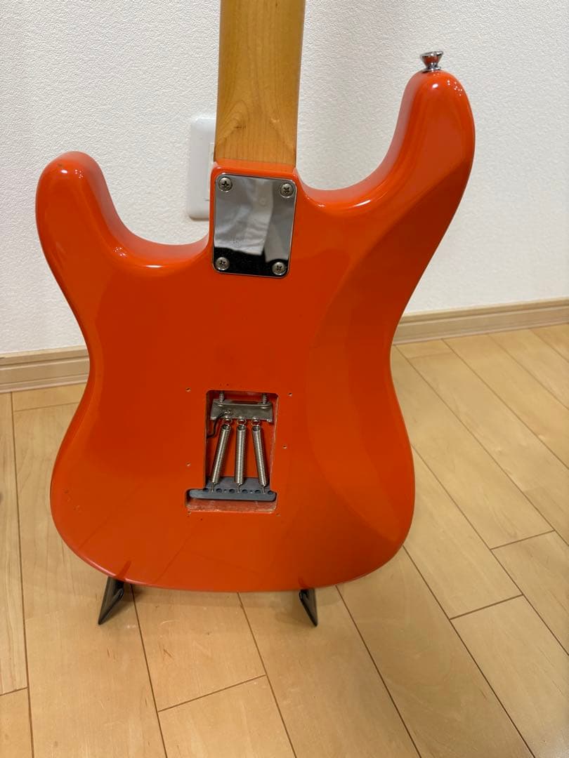 お薦め　オレンジ色のストラトキャスター