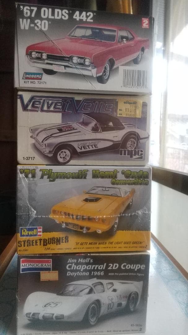 ココ　クラシックカー モデルキット4点セット