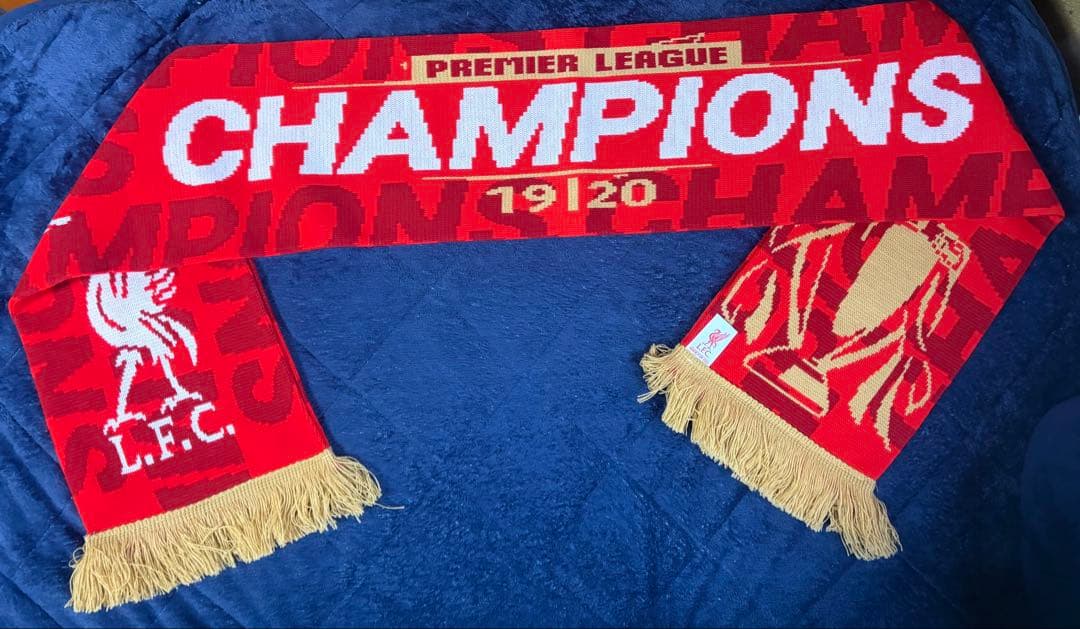 【優勝記念品/日本未発売】 リバプール チャンピオン 19/20 マフラー