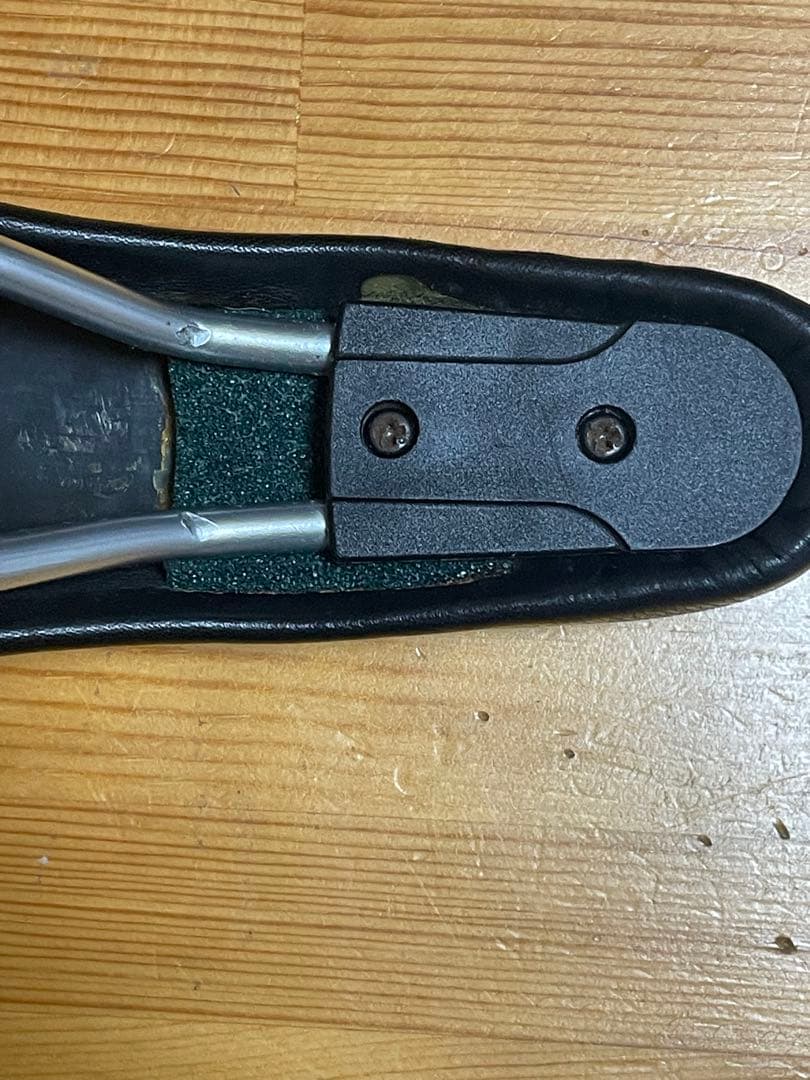 レア BONTRAGER サドル 旧ロゴ MTB トレック