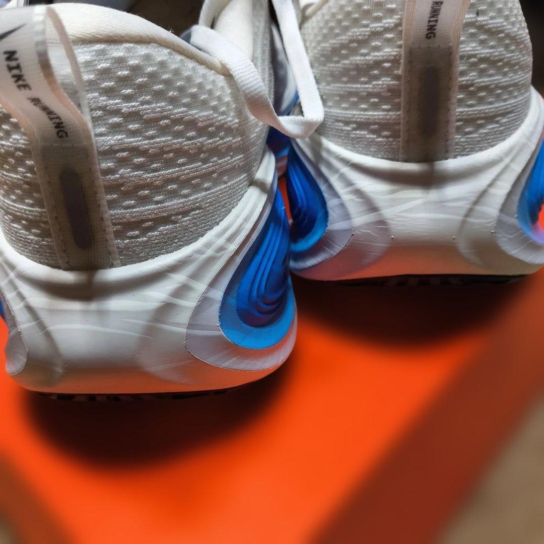 Nike ボメロプラス　27cm ランニングシューズ ホワイト/ブルー