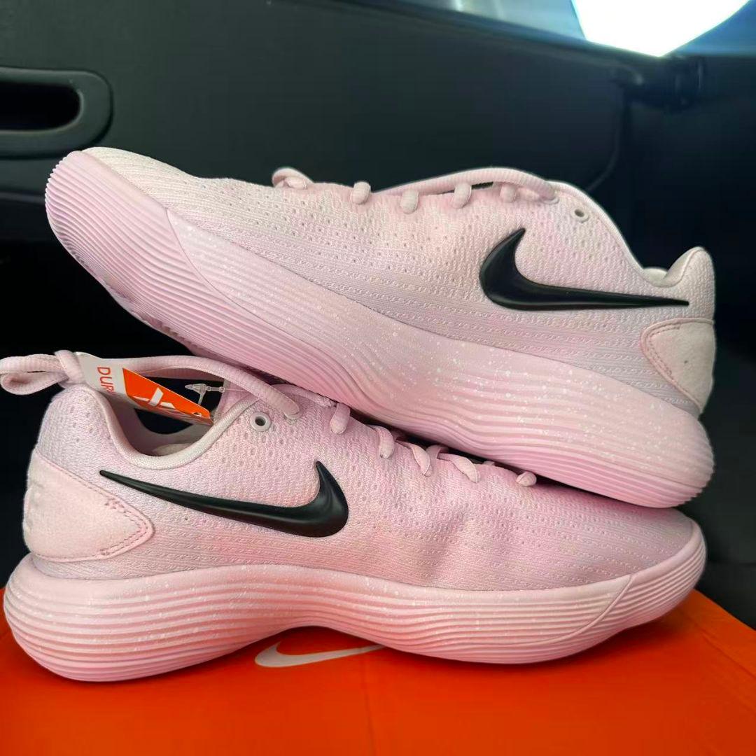 Nike ハイパーダンク2017 Low \"Pink Foam\"