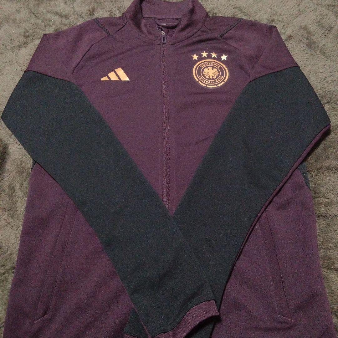 ドイツ代表のジャケット ☆４個入り