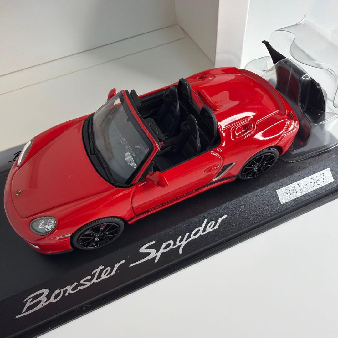 ミニカー Porsche Boxter Spyder 2010 Red /PMA