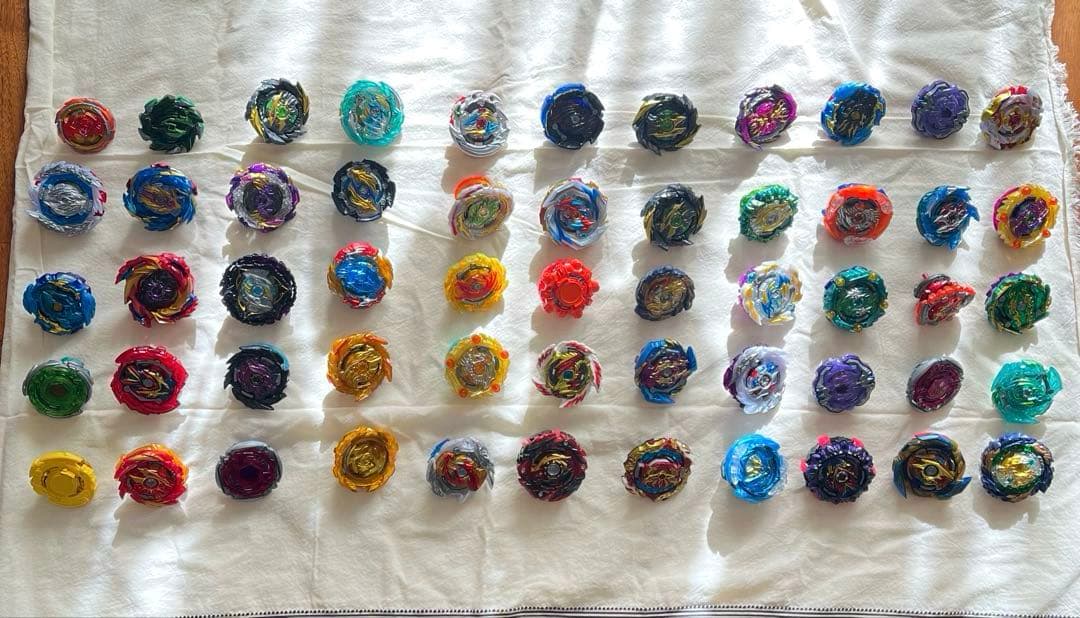 ベイブレードまとめ売り　55個