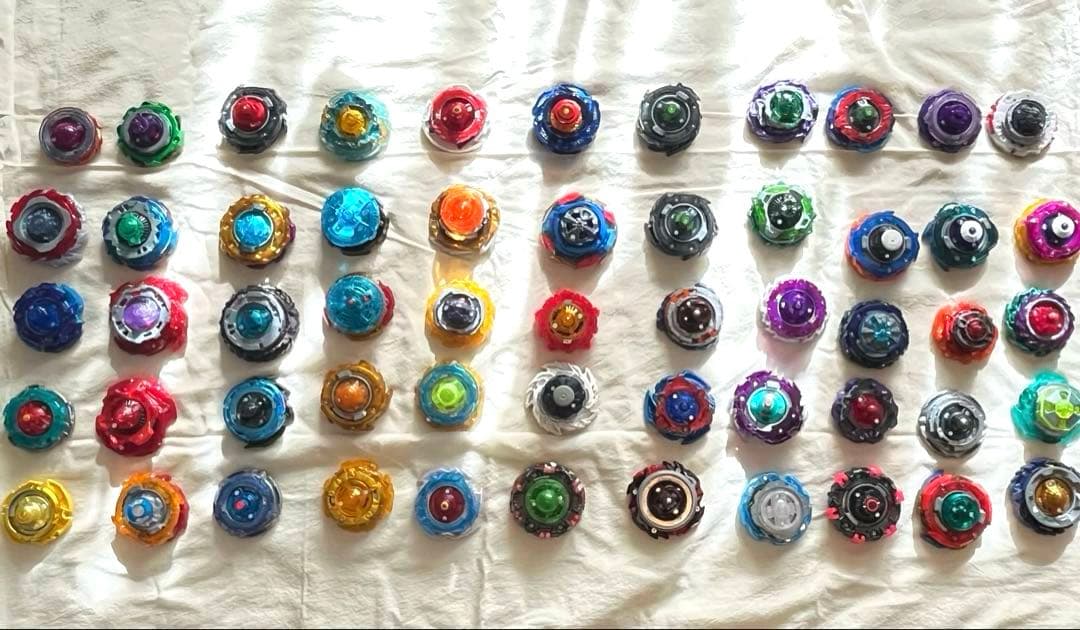 ベイブレードまとめ売り　55個