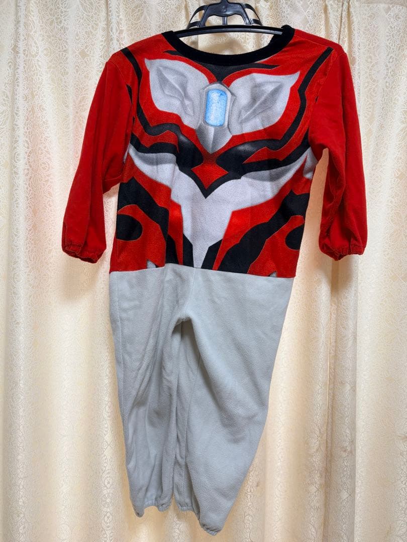 ウルトラマン福袋セット 大量 まとめ売り（フィギュア・怪獣・変身・武器・衣類）