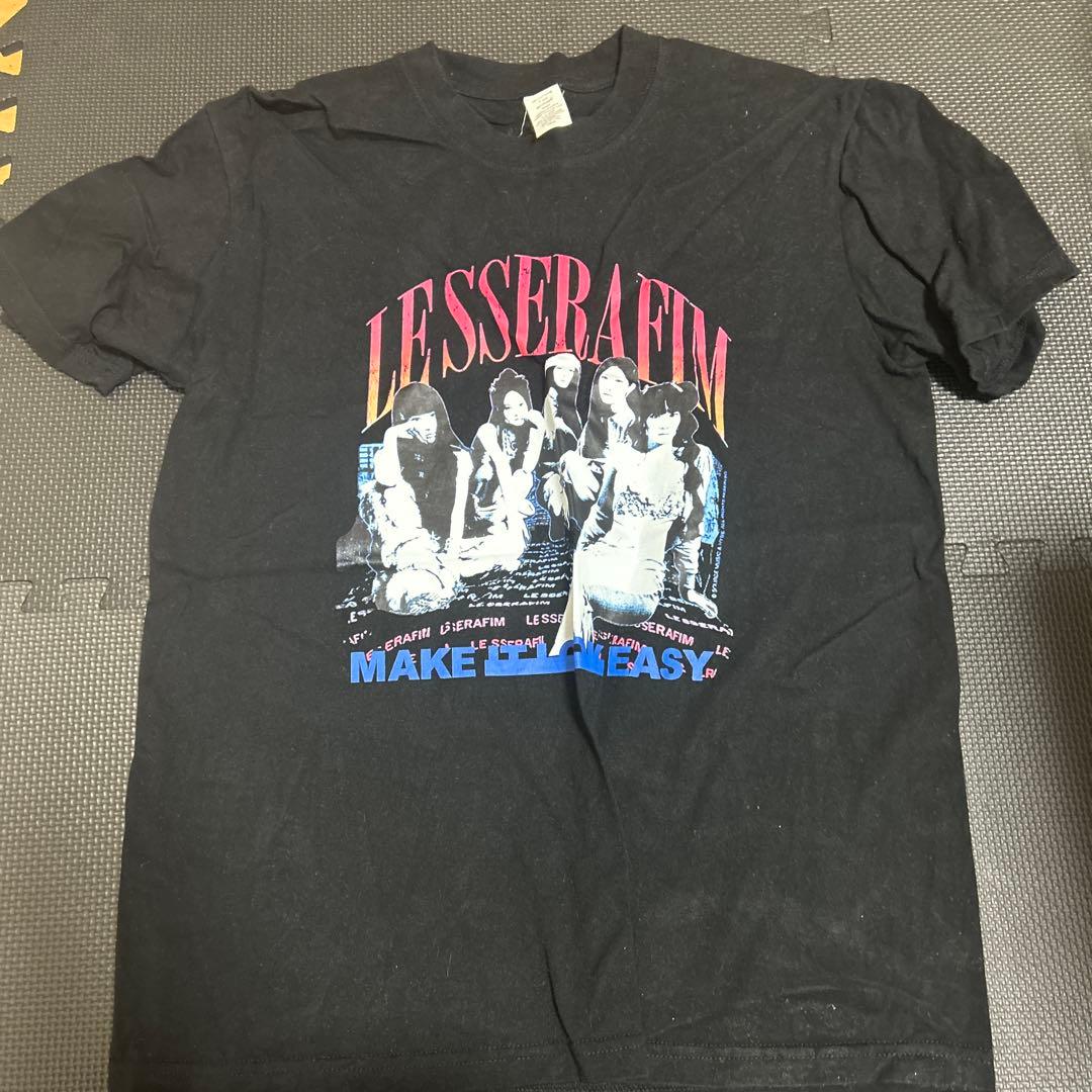 アイドル LE SSERAFIM x Peaches