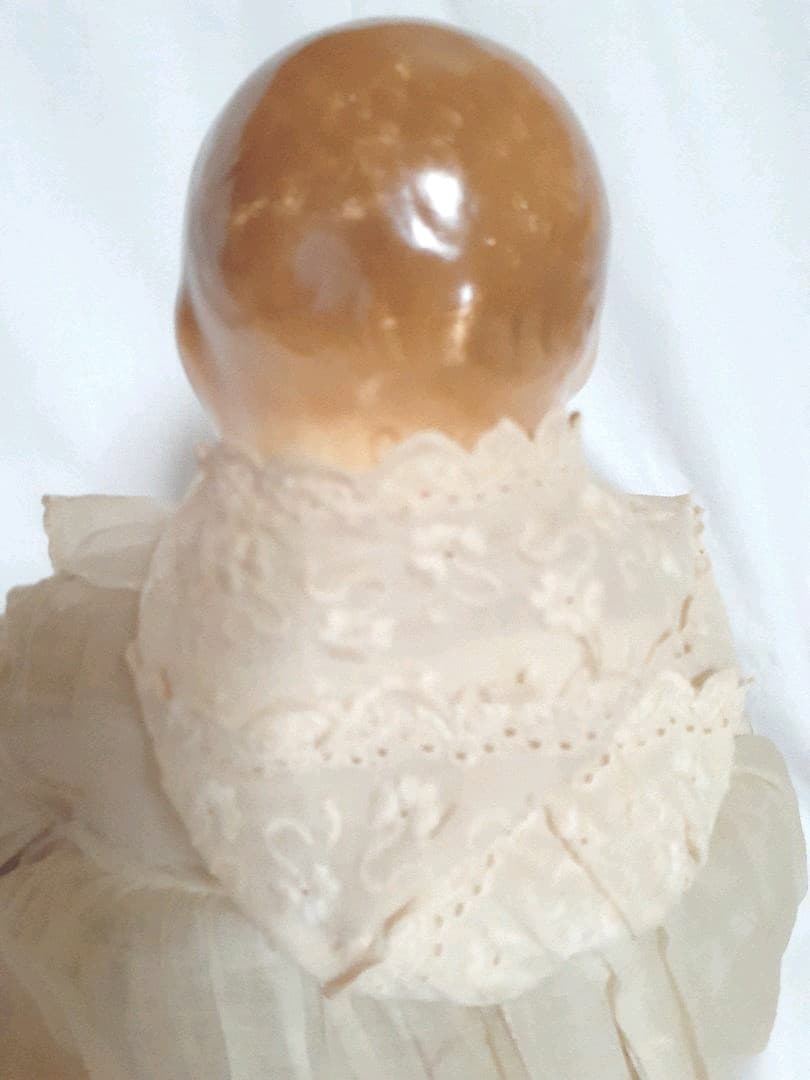 アンティークドール　35cm 可愛い赤ちゃん　ベビー　素敵なドレスとボンネット