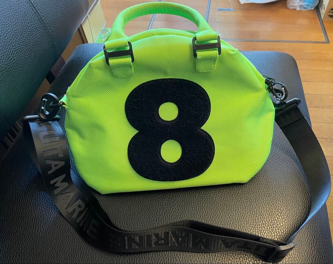 ムータマリン　蛍光グリーン バッグ 数字8