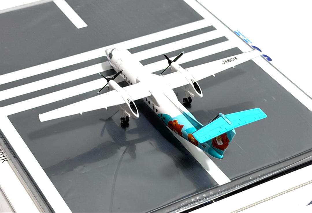 全日空商事 1/200 DHC-8-300 ANK TSUBAKI LIVERY