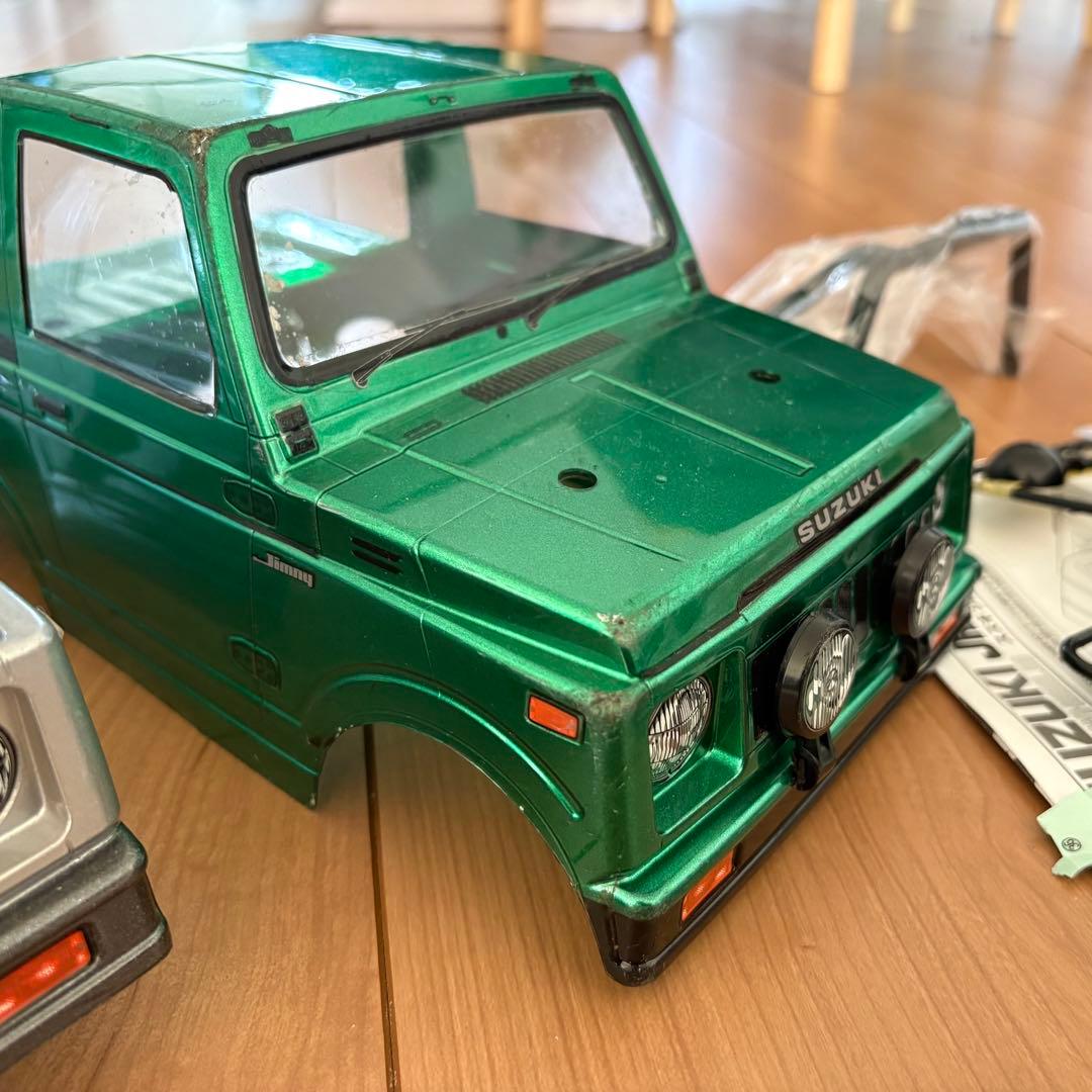 ★タミヤ ジムニー ボディー×2個 余りパーツあり