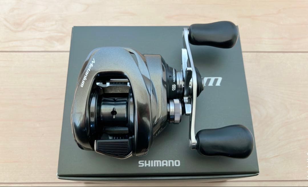 シマノ　20メタニウムHG RIGHT 美品