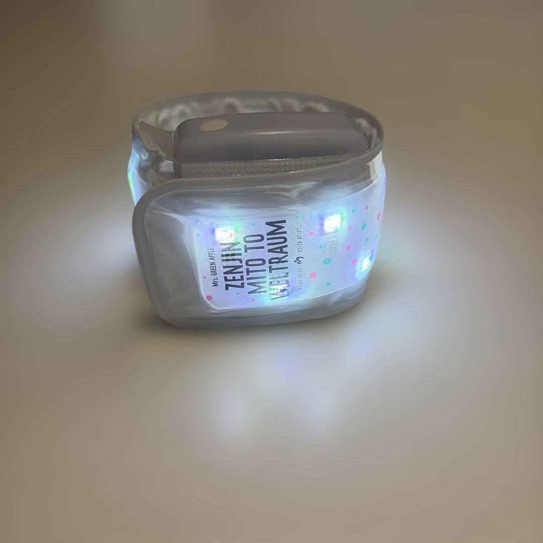 Mrs. GREEN APPLE ゼンジンWELTRAUM Light Band