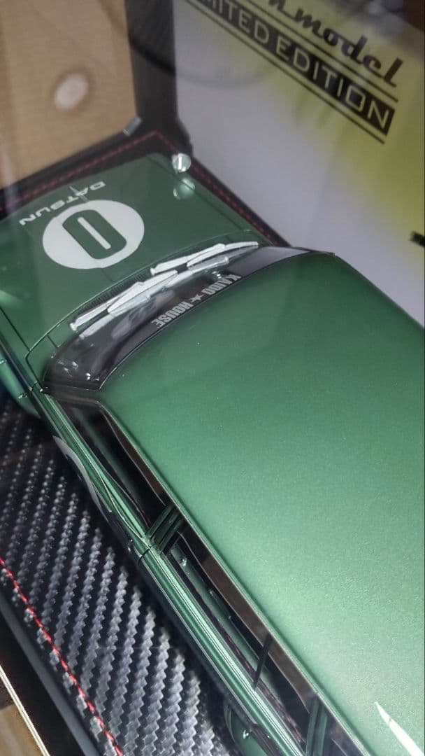 ミニカー 1/18 Datsun 510 Wagon With Mr. Jun Imai