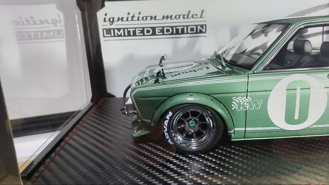 ミニカー 1/18 Datsun 510 Wagon With Mr. Jun Imai