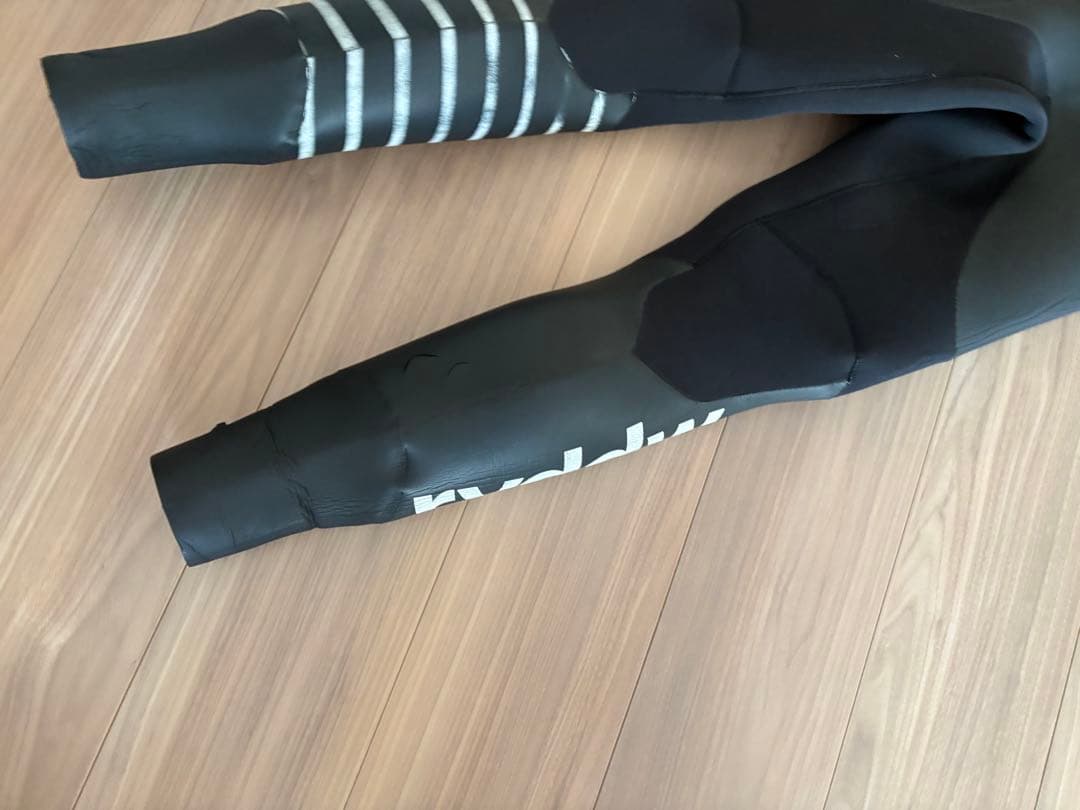 ★送料無料★お洒落　リバーサル　セミドライ　フルスーツ　ウエットスーツサーフィン