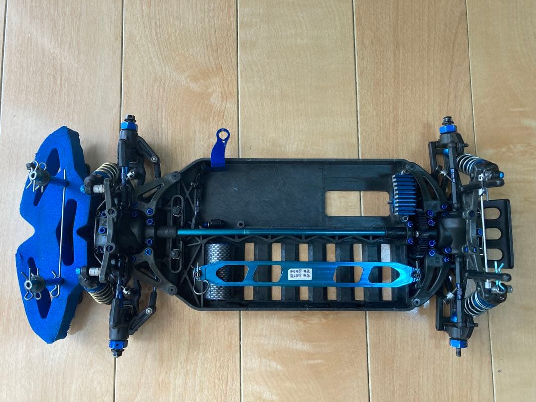 ス*応様 アソシエイテッド　RC10TC3 ファクトリーキット