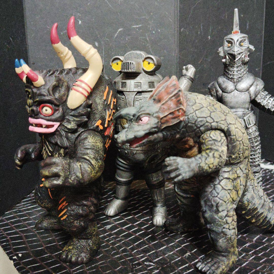 最終価格ウルトラカプセル怪獣現行ソフビミクラス.アギラ.ウインダム.セブンガー