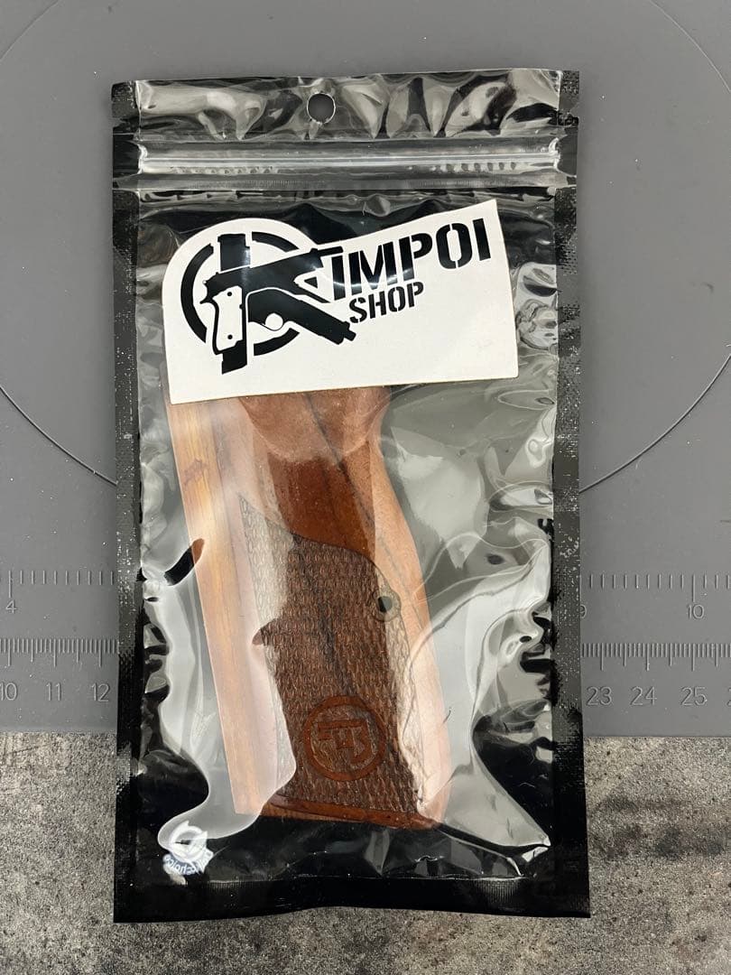 【中古　希少　木製グリップ付】カートリッジ排挟タイプCZ75 エクセレントHW