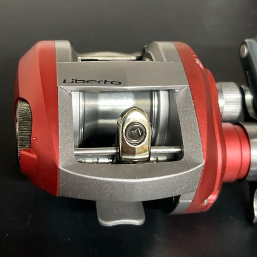 廃盤 新品 ダイワ リベルトピクシー エアリーレッド レフトハンドル