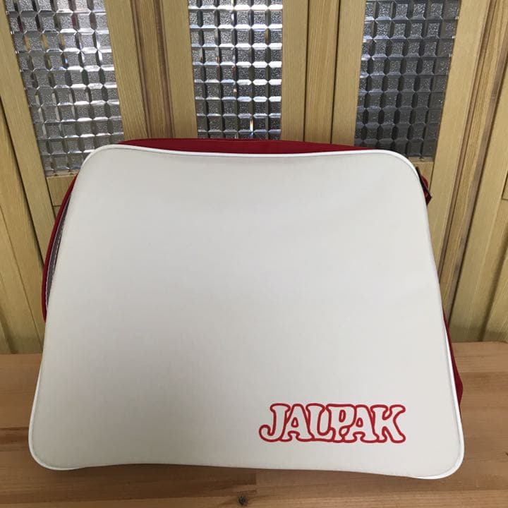 JALバック白赤！ レア⁈  ビーチサンダル付き