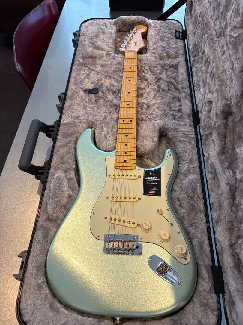Fender American Professional II ストラト