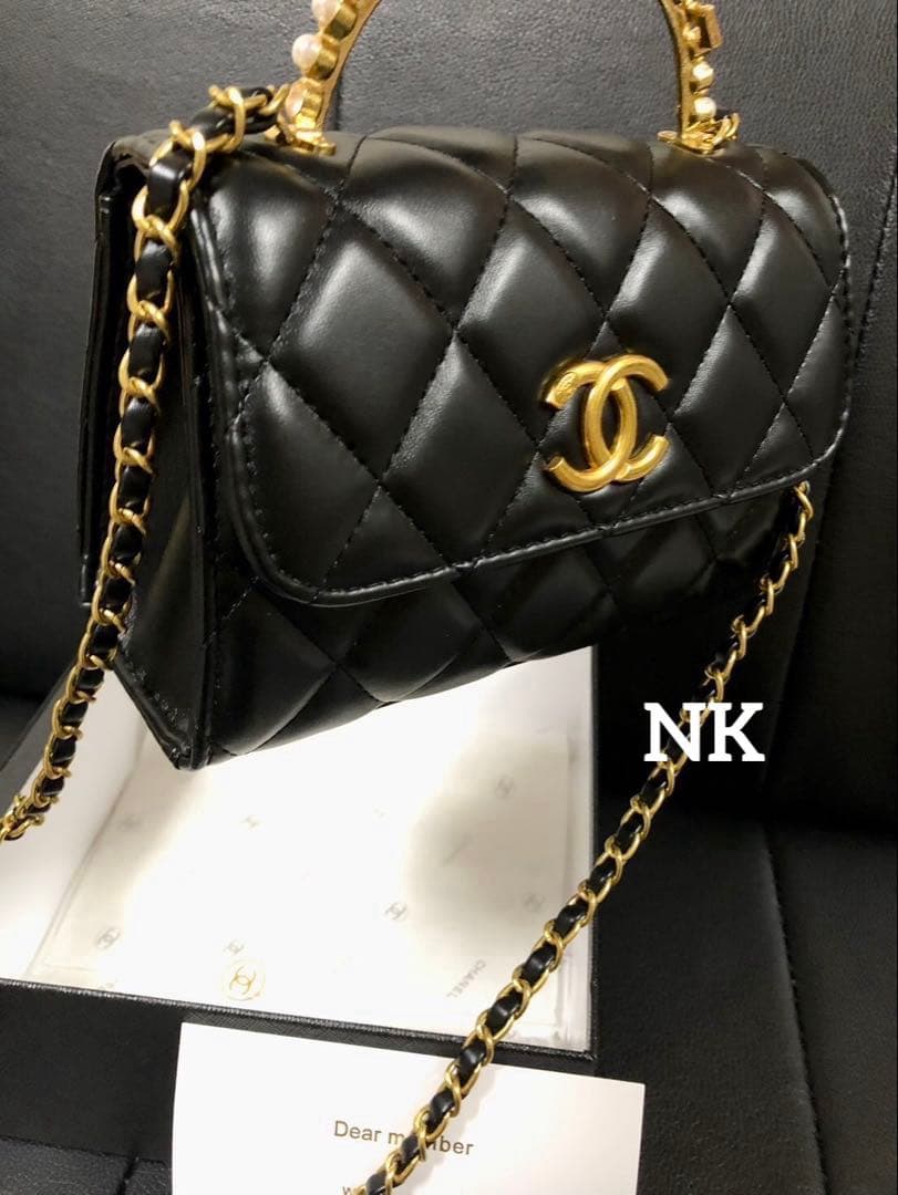 パール付き　シャネル　ノベルティ　ショルダーバッグ　ブラック　VIP