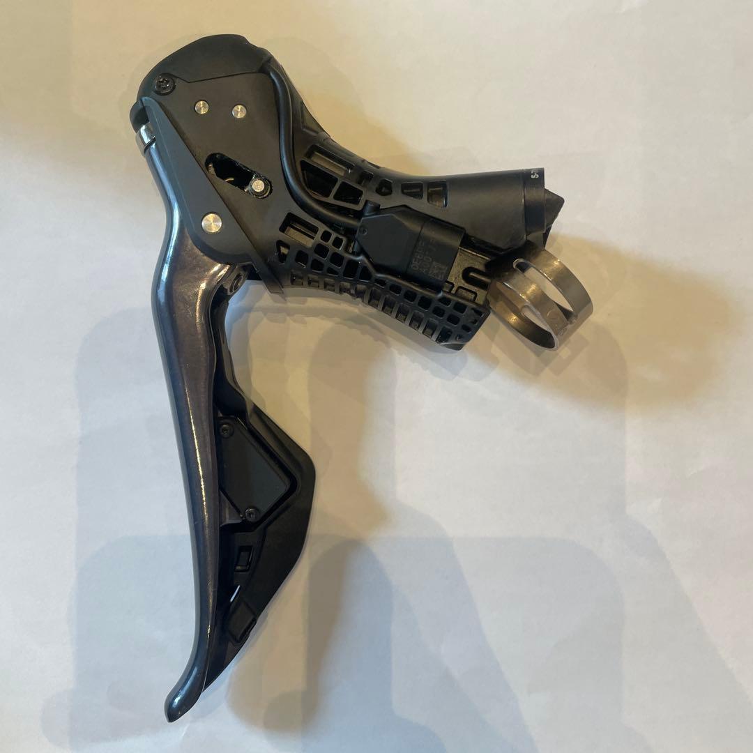 Shimano ST-R8070-R ブラケットカバーなし