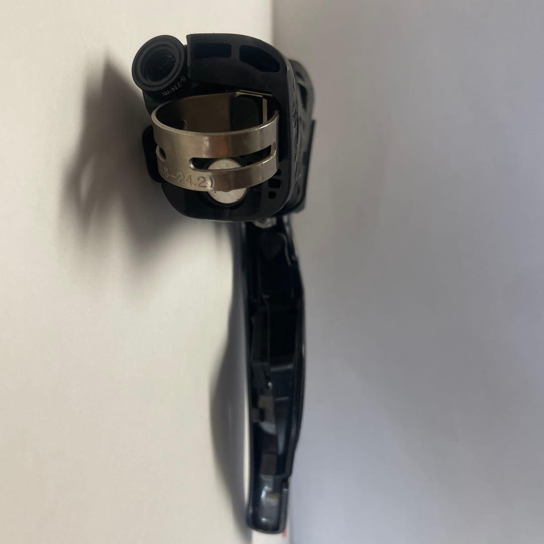 Shimano ST-R8070-R ブラケットカバーなし