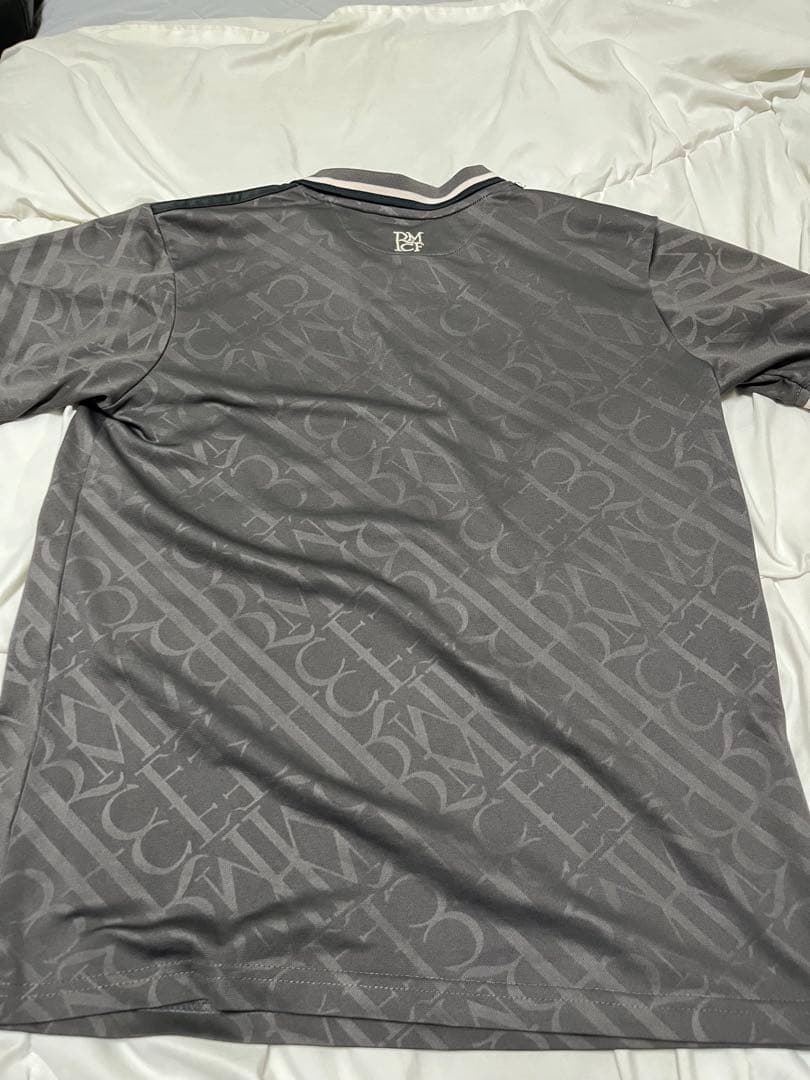 24-25 レアルマドリード　サードユニフォーム