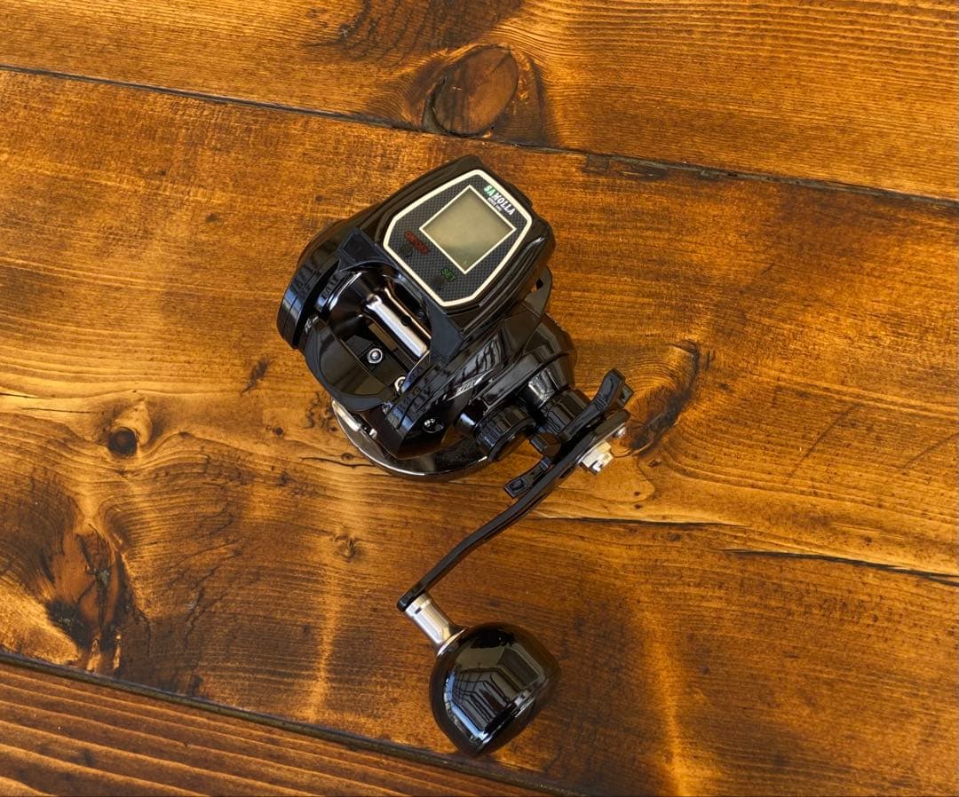デジタルカウンター付きベイトリール　右巻き　ジギング　大型　デジタルリール