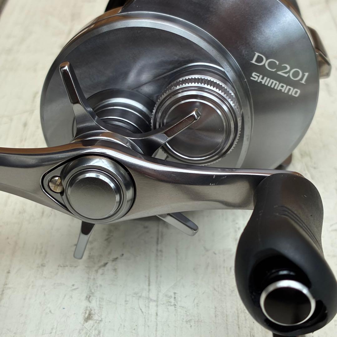 0631 シマノ 19 カルカッタ　コンクエスト DC201