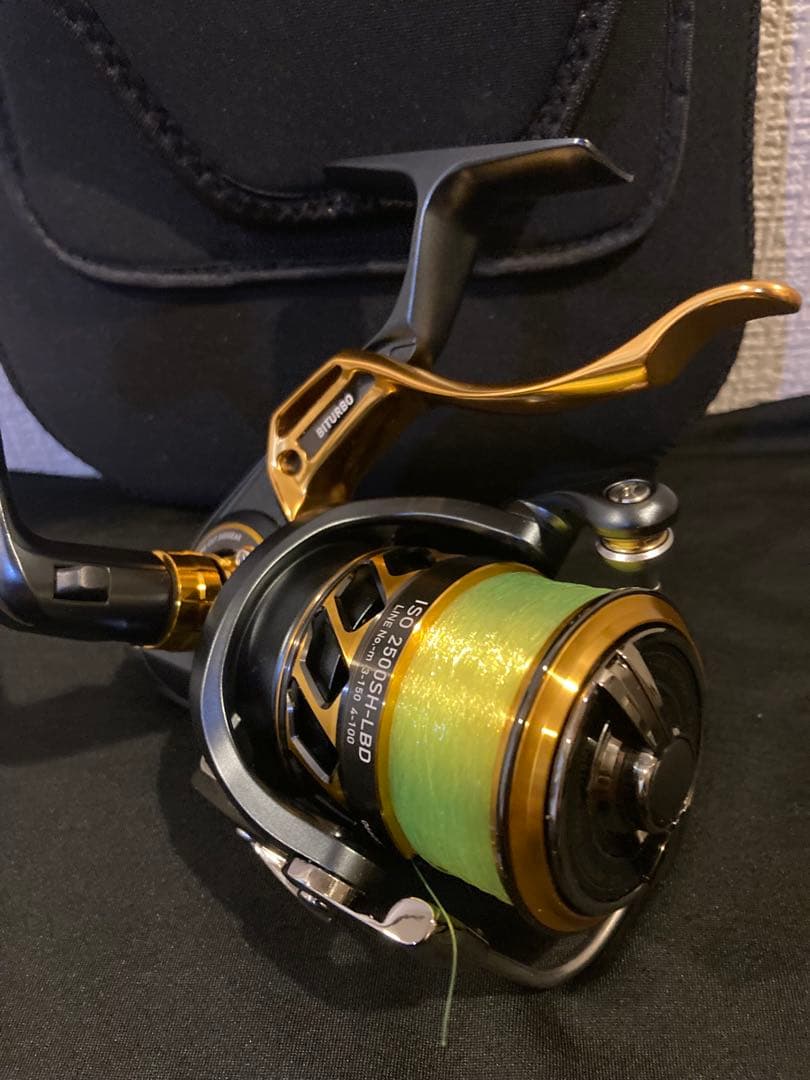 ダイワ 18 トーナメント ISO 2500SH-LBD