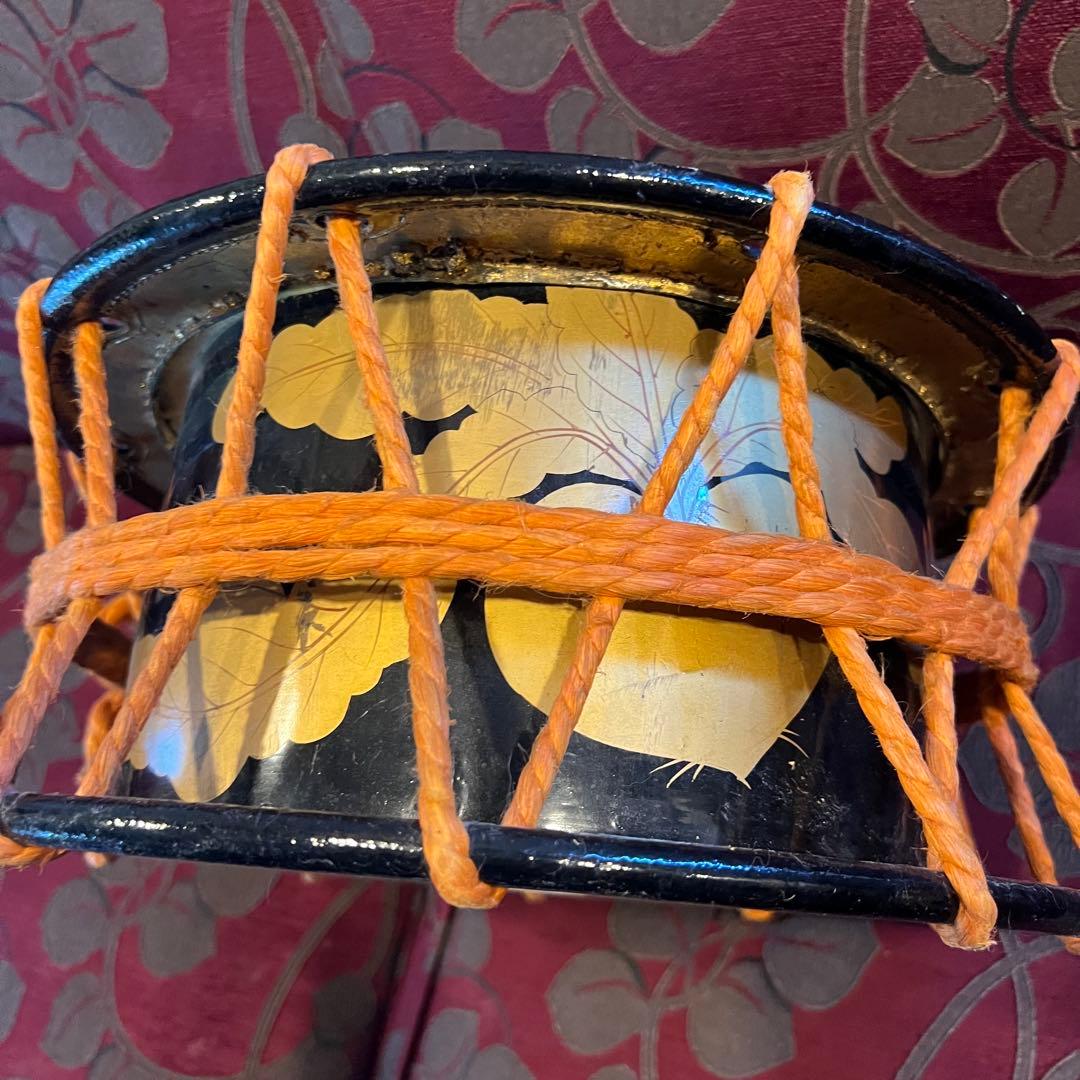 アンティーク　締太鼓　附締太鼓　和太鼓本体　バチ、テレン台付き　和太鼓