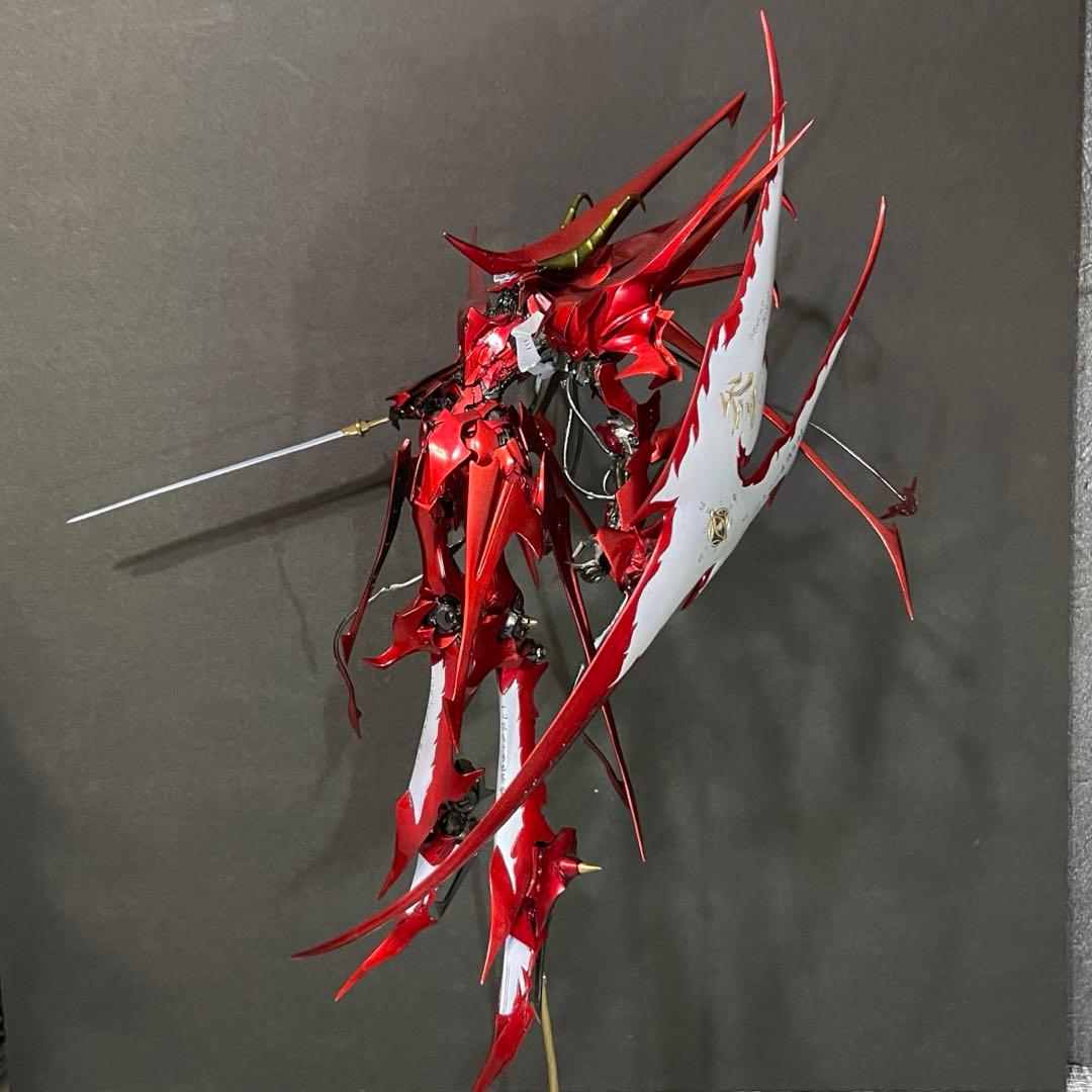 海洋堂ガレージキット　FSS \"超\"騎士団機 ［焔星］1／100 塗装完成品