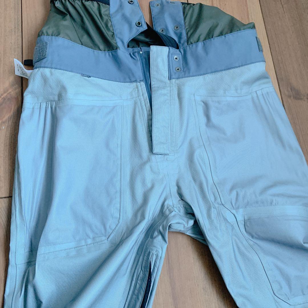 p.rhythm プリズム スノーボードパンツ　Mサイズ