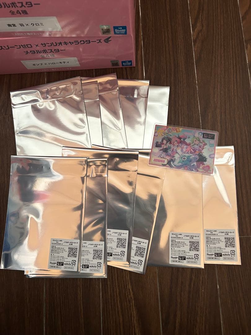 ゼンレスゾーンゼロ　サンリオキャラクターズ　メタルポスター４種セット おまけ付き