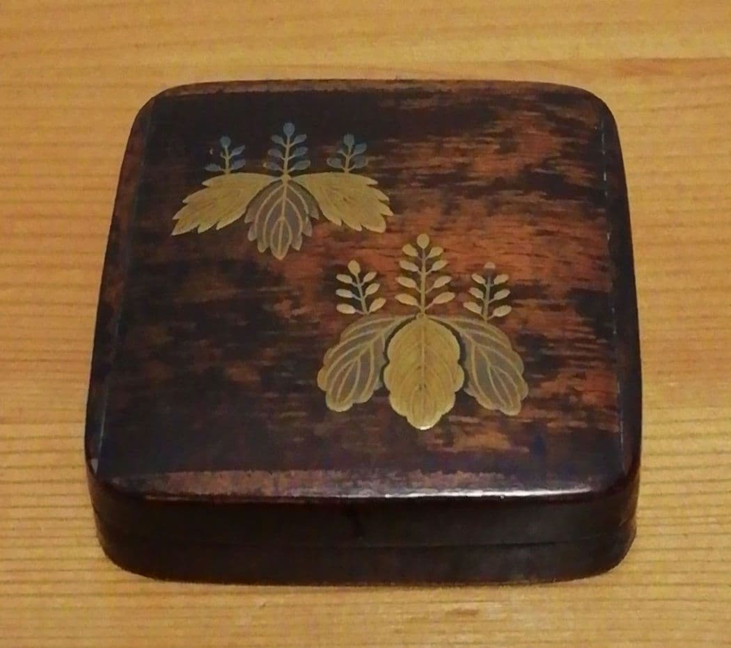 玉泉作　蒔絵　高台寺　波車　香合　時代箱付　茶道具