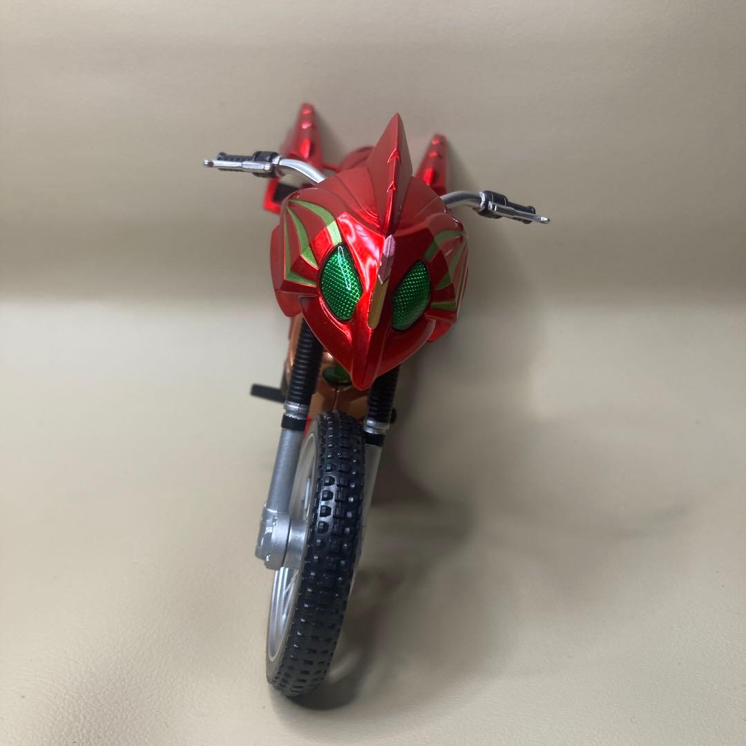 S.H.Figuarts ジャングレイダー 仮面ライダーアマゾンズ　バイク　sh